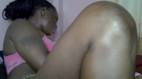 Lisa online show from 11/21/25, 07:01