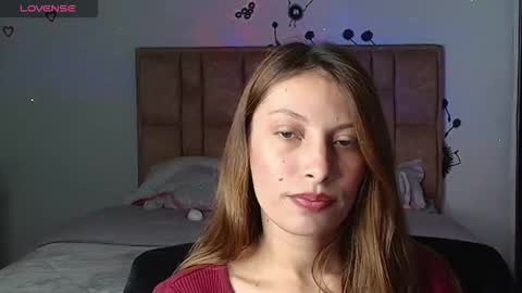 sweet_moon_v_ online show from 01/13/26, 11:10