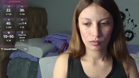 sweet_moon_v_ online show from 03/11/26, 12:16