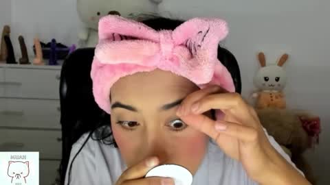 Nhaomy online show from 10/02/25, 09:00