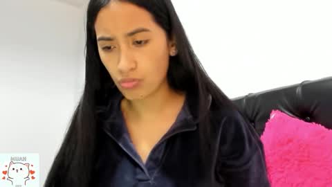 Nhaomy online show from 11/10/25, 09:14