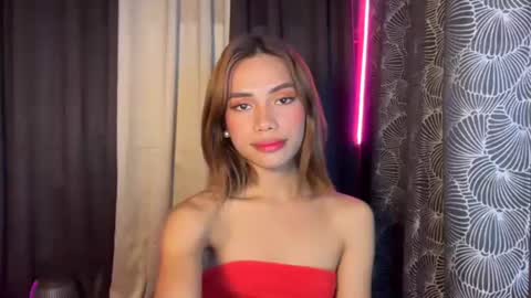 sweet_nikki03 online show from 12/03/25, 06:17