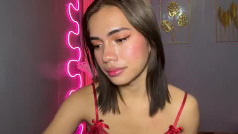 sweet_nikki03 online show from 04/02/26, 10:51