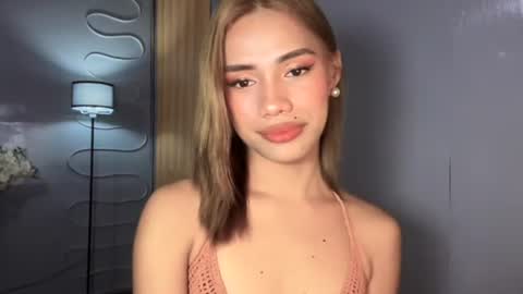 sweet_nikki03 online show from 06/06/26, 10:20