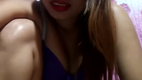 Snapshot of sweet_nina4uxx chatting on 01/10/25, 05:15 Nina online show from 01/10/25, 05:15
