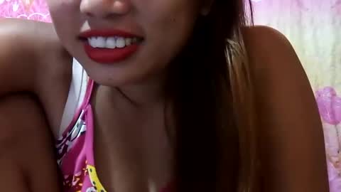 Snapshot of sweet_nina4uxx chatting on 02/26/25, 02:15 Nina online show from 02/26/25, 02:15
