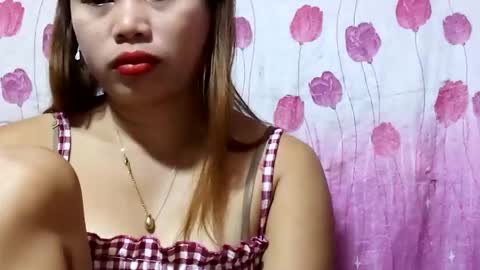 Snapshot of sweet_nina4uxx chatting on 02/04/26, 11:53 Nina online show from 02/04/26, 11:53
