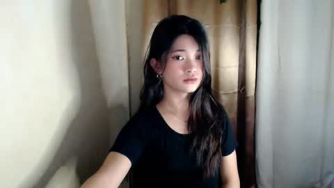 sweet_nylia online show from 07/17/26, 09:05