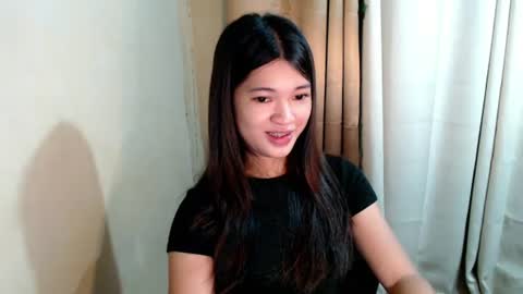 sweet_nylia online show from 07/23/26, 05:33