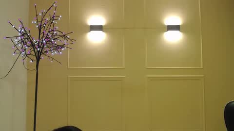 Snapshot of sweet_of_venus chatting on 01/21/25, 03:04 My name is Catalina. Please say hello I like to chat with you. If you have requests please use tip online show from 01/21/25, 03:04