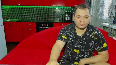 Snapshot of sweet_olga_and_dmitriy chatting on 05/16/26, 06:21 Olga and Dmitriy online show from 05/16/26, 06:21