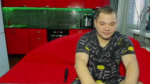 Snapshot of sweet_olga_and_dmitriy chatting on 05/16/26, 06:43 Olga and Dmitriy online show from 05/16/26, 06:43