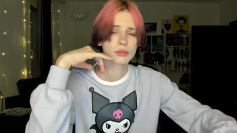 Snapshot of sweet_peach__ chatting on 01/14/26, 06:35 kira online show from 01/14/26, 06:35