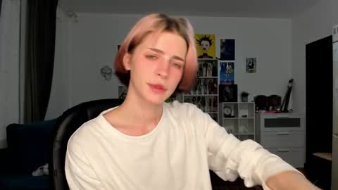 Snapshot of sweet_peach__ chatting on 03/09/26, 07:07 kira online show from 03/09/26, 07:07