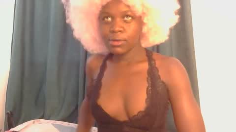 sweet peachy online show from 03/27/26, 08:48