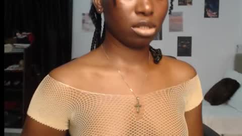 Snapshot of sweet_puna chatting on 11/11/25, 07:52 Nancy online show from 11/11/25, 07:52