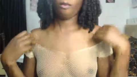 Snapshot of sweet_puna chatting on 12/05/25, 05:20 Nancy online show from 12/05/25, 05:20