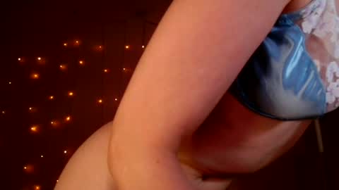 Snapshot of sweet_rosely chatting on 06/15/26, 02:36 Sweet Rosely online show from 06/15/26, 02:36