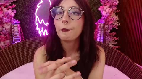 Roxanee online show from 04/09/26, 09:20