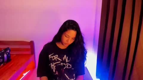 Snapshot of sweet_sakuraxx chatting on 03/26/26, 04:56 jane online show from 03/26/26, 04:56