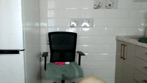 Snapshot of sweet_sandra_1 chatting on 06/27/26, 12:22 Sandra online show from 06/27/26, 12:22