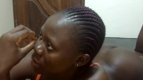 Sharon online show from 11/26/25, 07:37