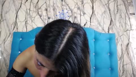 Adriana online show from 12/31/24, 12:46