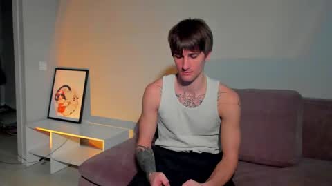 sweet_smith8 online show from 03/01/25, 12:56