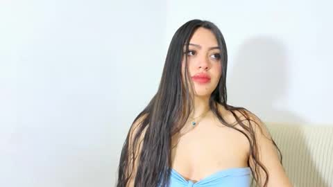 sweet_sophie_7 online show from 10/04/25, 04:54