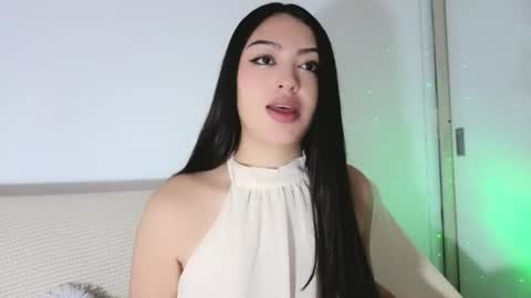 Snapshot of sweet_sophie_7 chatting on 07/05/26, 12:39 sweet_sophie_7 online show from 07/05/26, 12:39