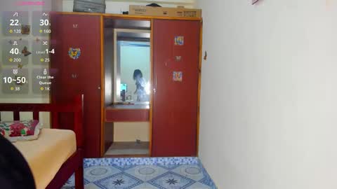 Snapshot of sweet_squirter254 chatting on 02/17/26, 07:20 sweet_squirter254 online show from 02/17/26, 07:20