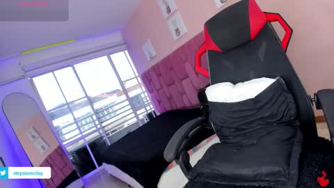 sweet_stacie online show from 12/18/25, 12:55