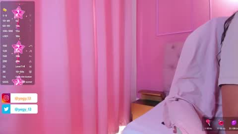 Yeileen online show from 10/20/25, 07:03