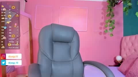 Snapshot of sweet_starxx chatting on 05/09/26, 07:41 Yeileen online show from 05/09/26, 07:41
