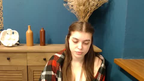 Rebecca online show from 03/04/25, 11:08