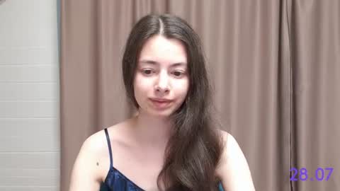 Snapshot of sweet_sweet_angel chatting on 07/28/26, 12:12 Angel online show from 07/28/26, 12:12