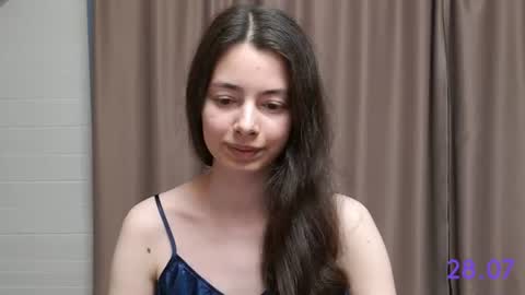 Snapshot of sweet_sweet_angel chatting on 07/28/26, 12:48 Angel online show from 07/28/26, 12:48