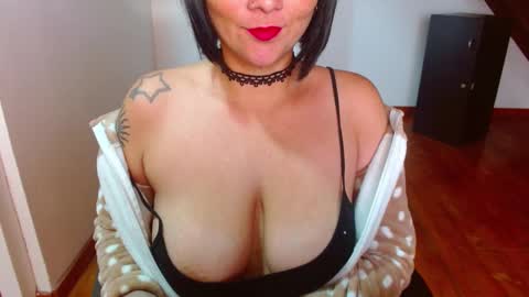 Snapshot of sweet_tammyy chatting on 02/21/25, 11:55 tammy IG stammy 36 online show from 02/21/25, 11:55