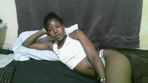Snapshot of sweet_tattiana chatting on 06/18/26, 10:58 Tatty online show from 06/18/26, 10:58