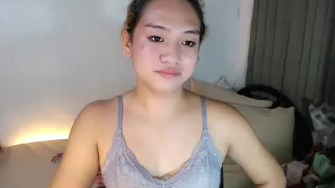 Snapshot of sweet_tenshi chatting on 09/12/25, 03:01 tenshi online show from 09/12/25, 03:01