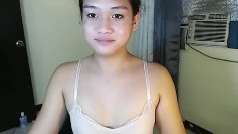 Snapshot of sweet_tenshi chatting on 09/17/25, 07:59 tenshi online show from 09/17/25, 07:59