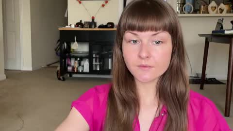 Snapshot of sweet_truffle chatting on 05/08/26, 10:53 Heidi Brenner - Please check bio for schedule FAQ online show from 05/08/26, 10:53