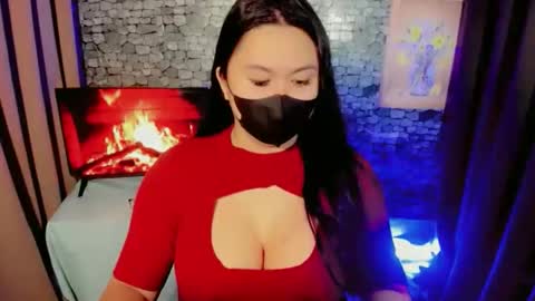 Valentine online show from 11/04/25, 04:39