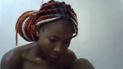 Princess vee online show from 04/11/26, 12:20