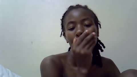 Snapshot of sweet_vee1 chatting on 05/03/26, 08:48 Princess vee online show from 05/03/26, 08:48