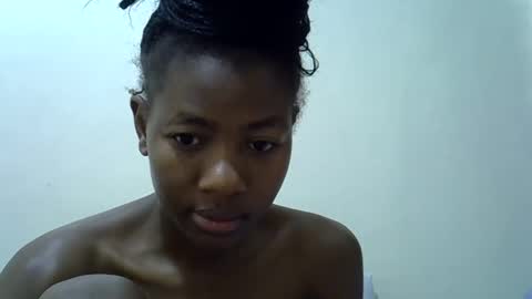 Snapshot of sweet_vee1 chatting on 06/05/26, 08:53 Princess vee online show from 06/05/26, 08:53