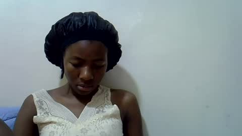 Snapshot of sweet_vee1 chatting on 07/01/26, 08:16 Princess vee online show from 07/01/26, 08:16