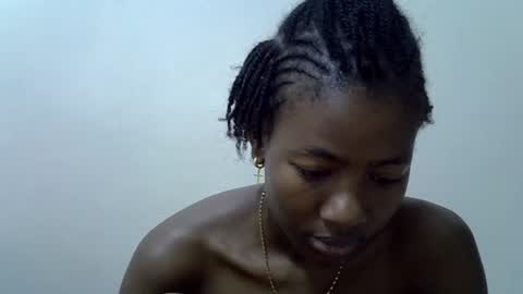 Snapshot of sweet_vee1 chatting on 07/24/26, 09:18 Princess vee online show from 07/24/26, 09:18