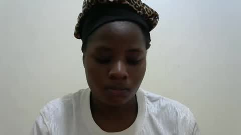 Snapshot of sweet_veebouset chatting on 05/26/26, 02:51 sweet_veebouset online show from 05/26/26, 02:51