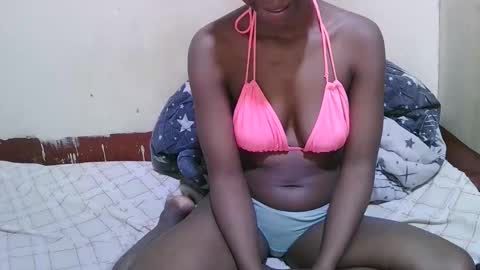 sweet_vishy online show from 11/17/25, 12:33